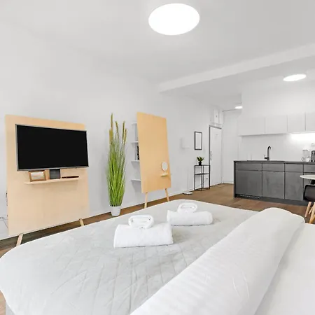Sunny Nest By The Inverted Pyramid Lejlighed Bratislava