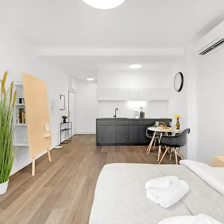Apartamento Sunny Nest By The Inverted Pyramid Bratislava