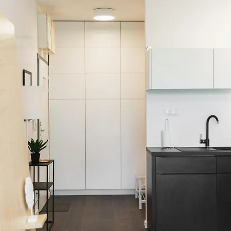 Apartamento Sunny Nest By The Inverted Pyramid *